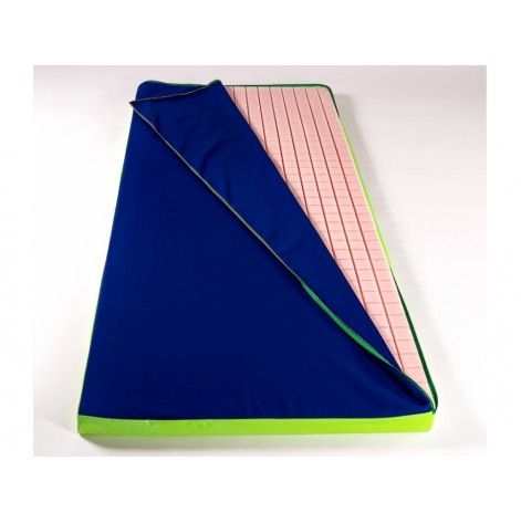 Купить Матрас на медицинскую кровать с противопролежневым эффектом Quadro16 в комплекте с водонепронецаемым чехлом (Quadro16). Изображение №1